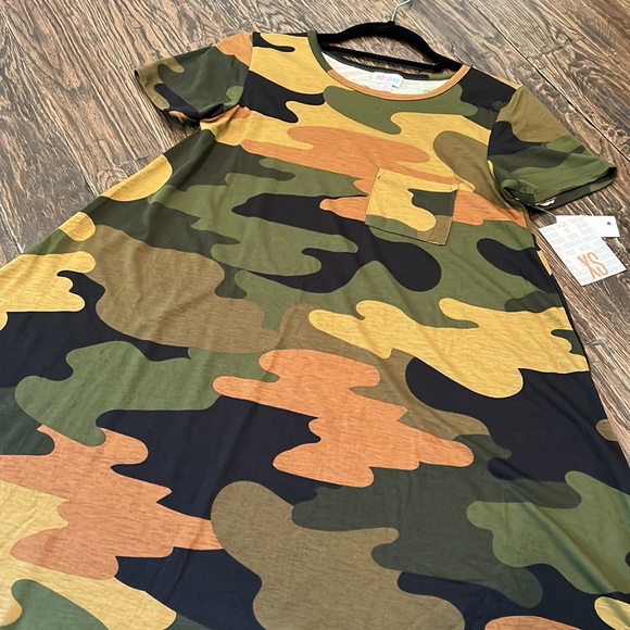 Camouflage Carly- NWT! - Picture 3 of 4